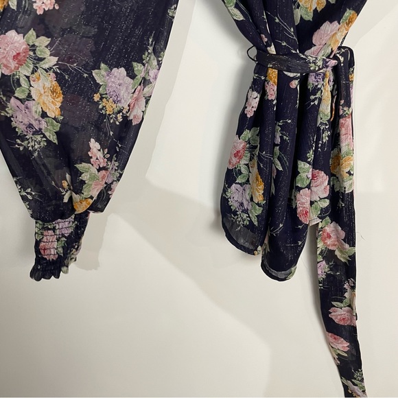 Gibson Look Navy Floral One Shoulder / Sleeve Chiffon Smocked Cuff Top - Picture 5 of 9